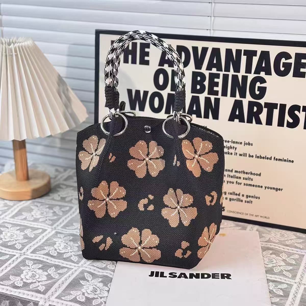 Unique Creative Floral Cartoon Handbag Knitted Bag Commuter Bag Portable Cute Woven Shopping Tote