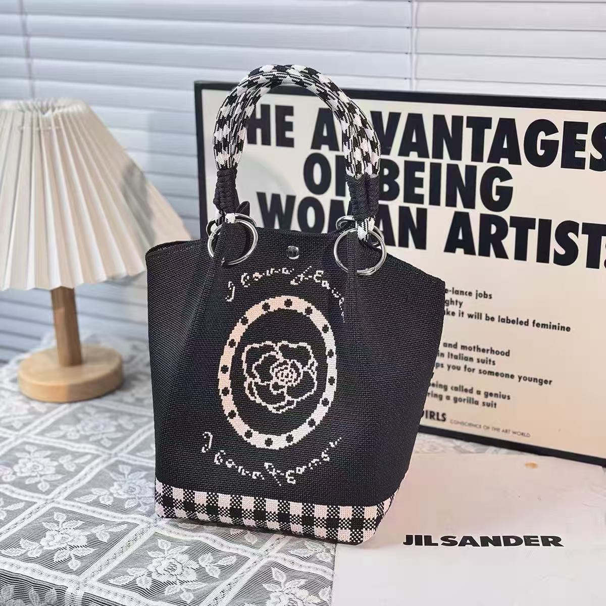 Unique Creative Floral Cartoon Handbag Knitted Bag Commuter Bag Portable Cute Woven Shopping Tote