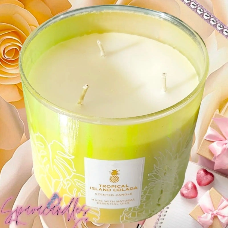 Tropical Island colada 3 Wick Candle 14.5 oz.