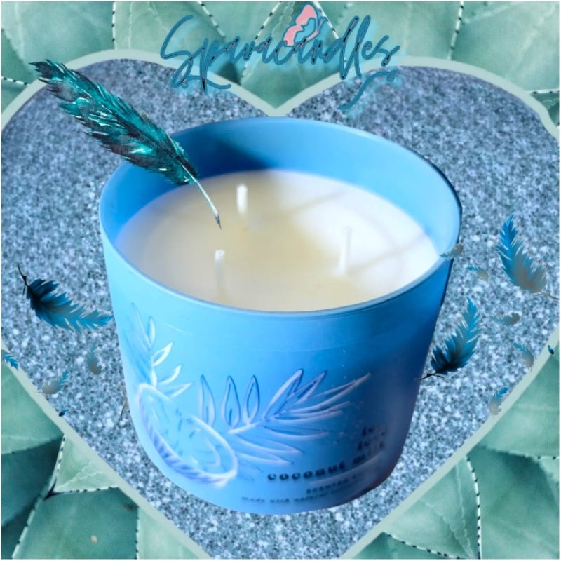 Iced coconut milk 3 Wick Candle